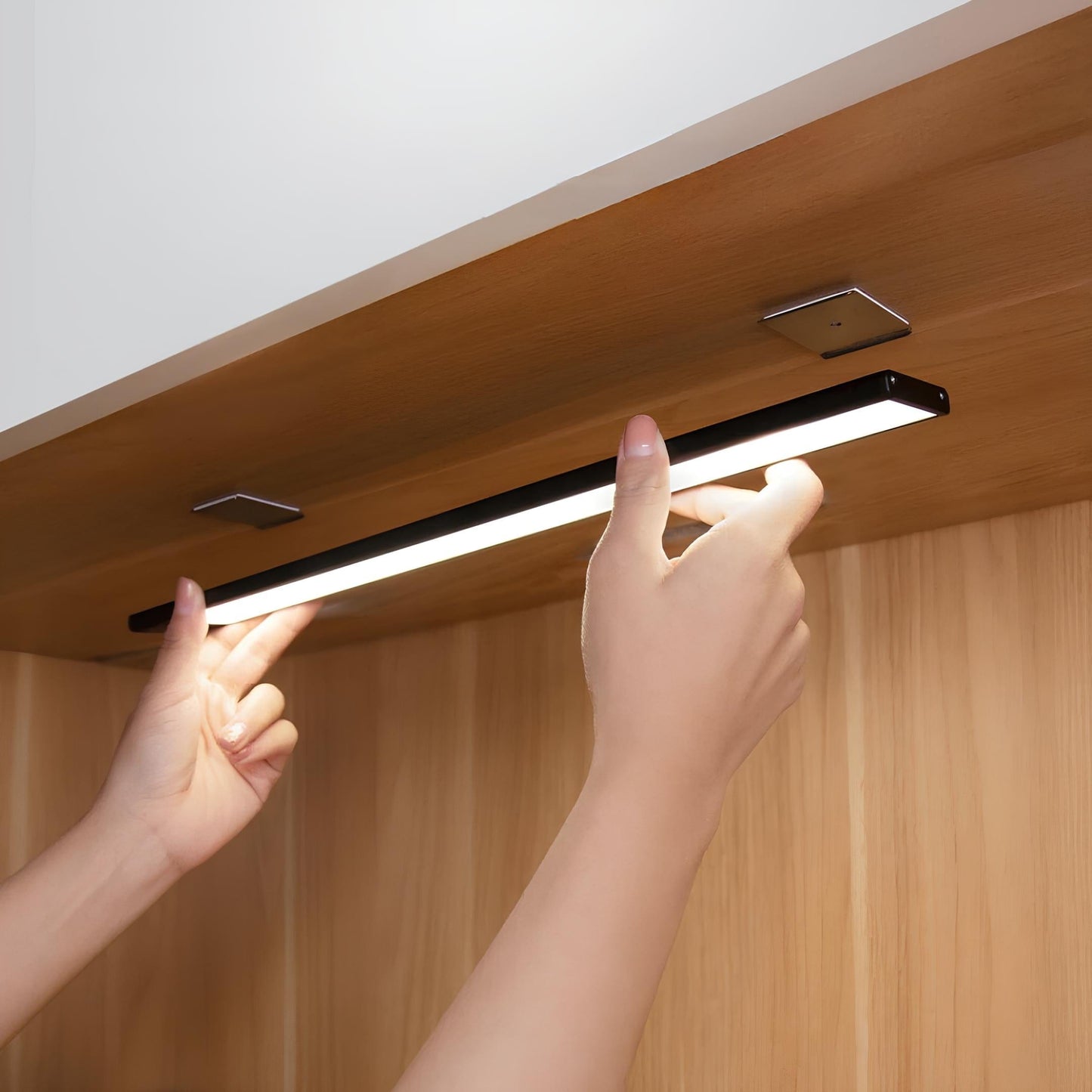 Rechargeable Motion Sensor LED Cabinet Light - Under Cabinet Motion Lights