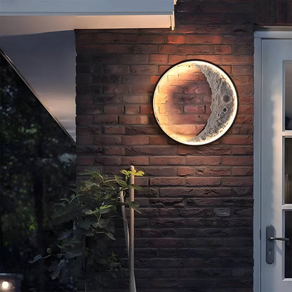 Art Decor Moon Shaped Waterproof Outdoor LED Wall Lights IP65